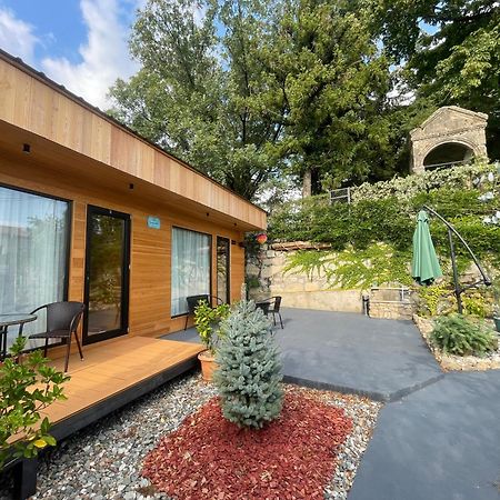 Garden Rooms In Кутаиси Экстерьер фото
