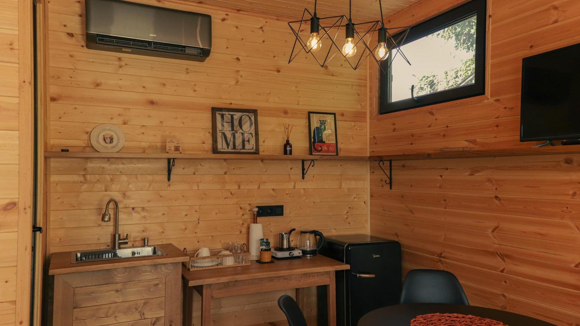 Garden Rooms In Кутаиси Экстерьер фото