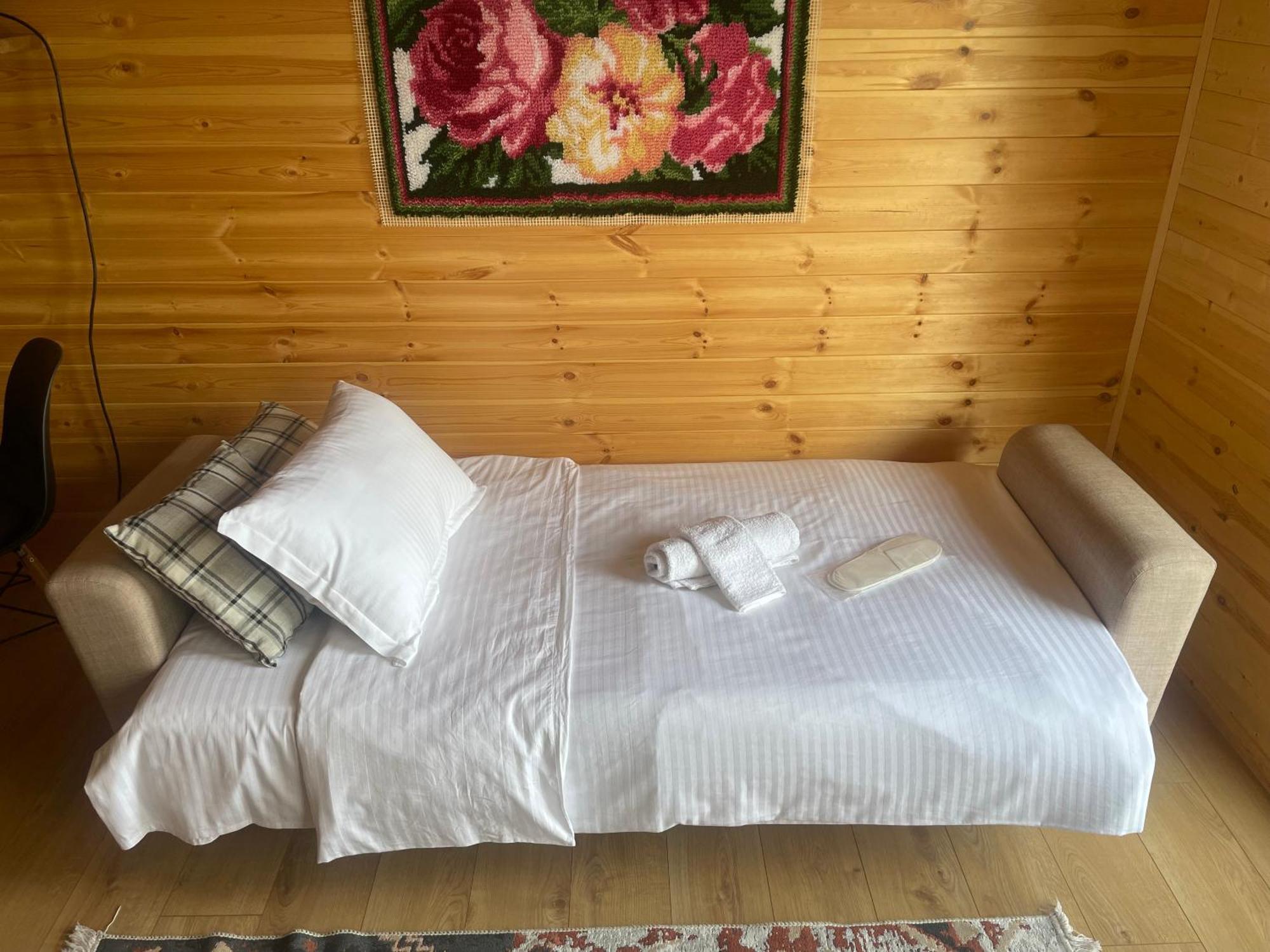 Garden Rooms In Кутаиси Экстерьер фото